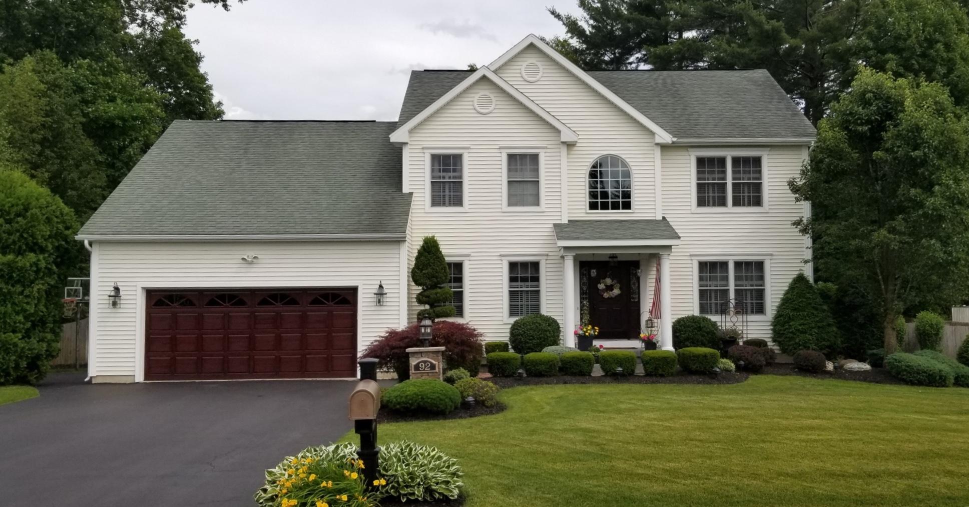 Summer Housing Market Heats Up: Millennials and Boomers Expected To Lead the Charge